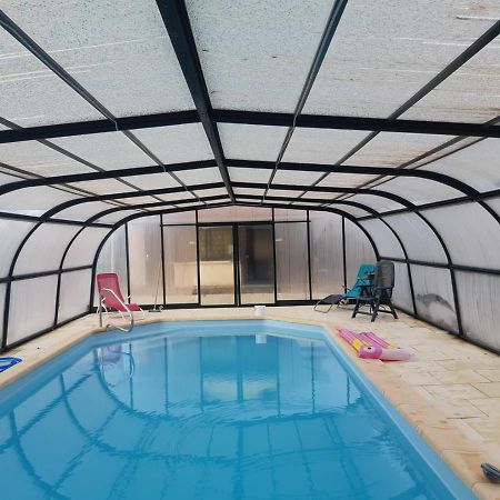 Maison A La Campagne Avec Piscine Flayat Екстериор снимка