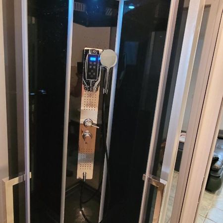 Maison A La Campagne Avec Piscine Flayat Екстериор снимка