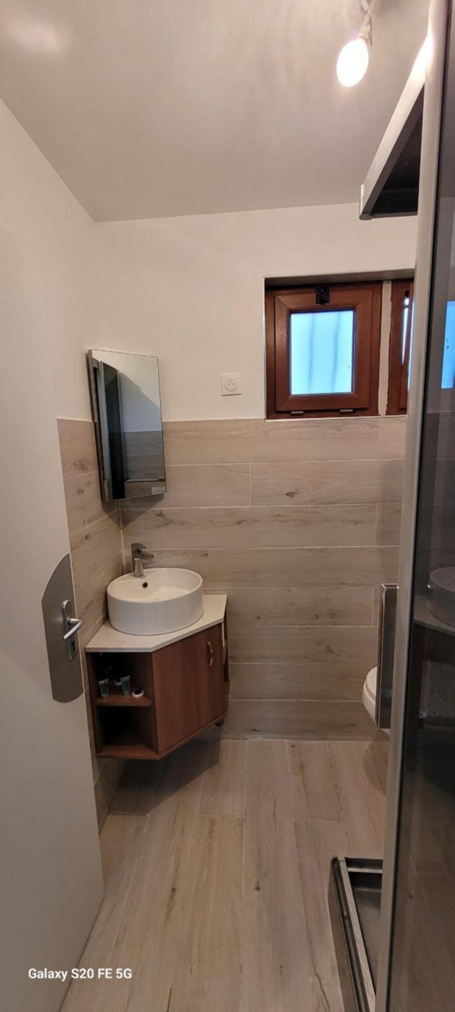 Maison A La Campagne Avec Piscine Flayat Екстериор снимка